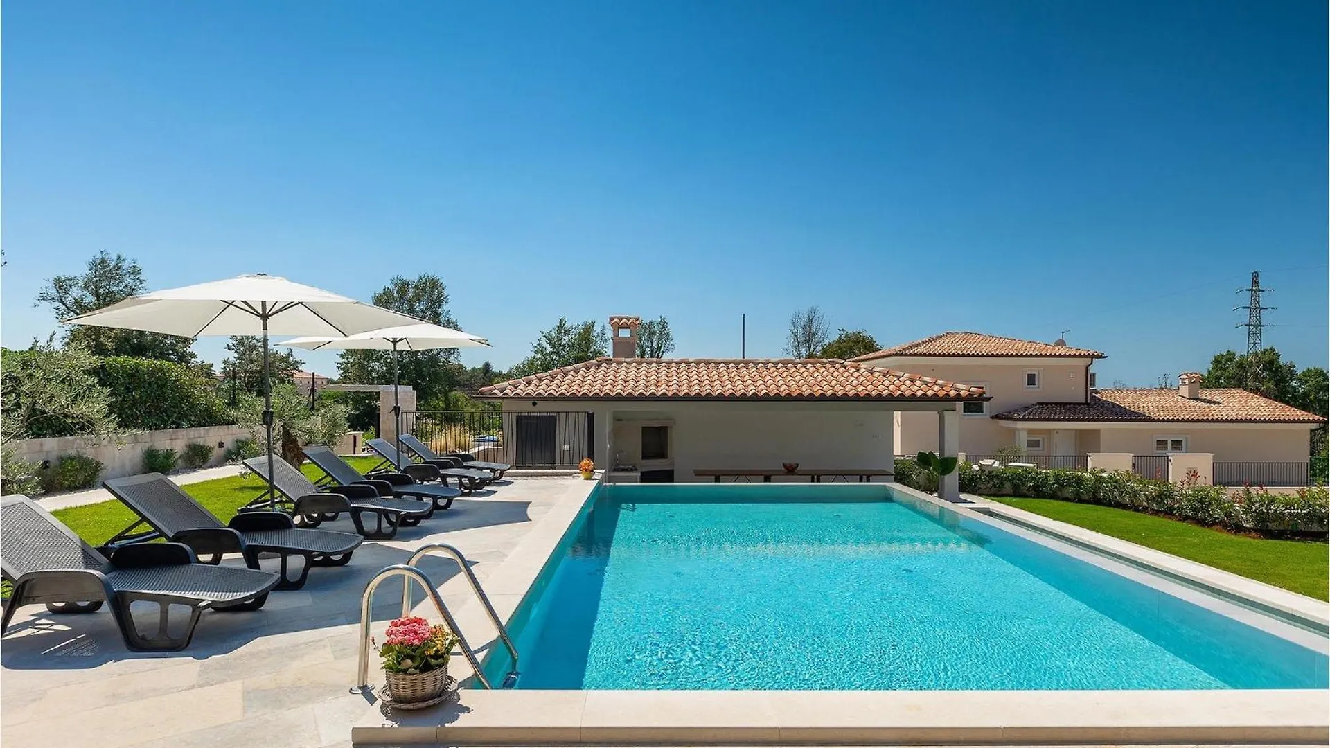 Villa La Fierra Svetvincenat Croatia